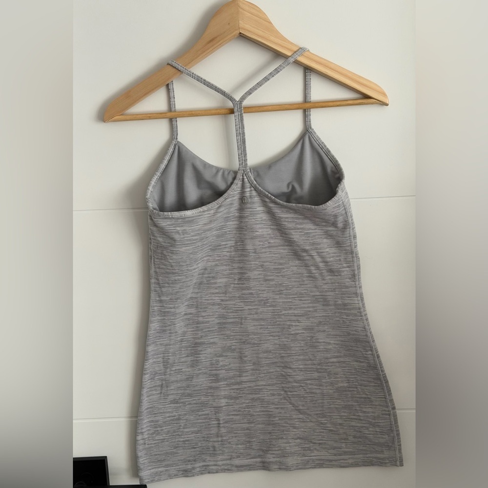 Lululemon Power Pose Tank- Size 6 - Picture 5 of 9